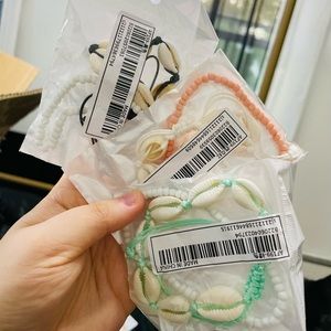 Faux Puka Shell Anklets( 3 pc )